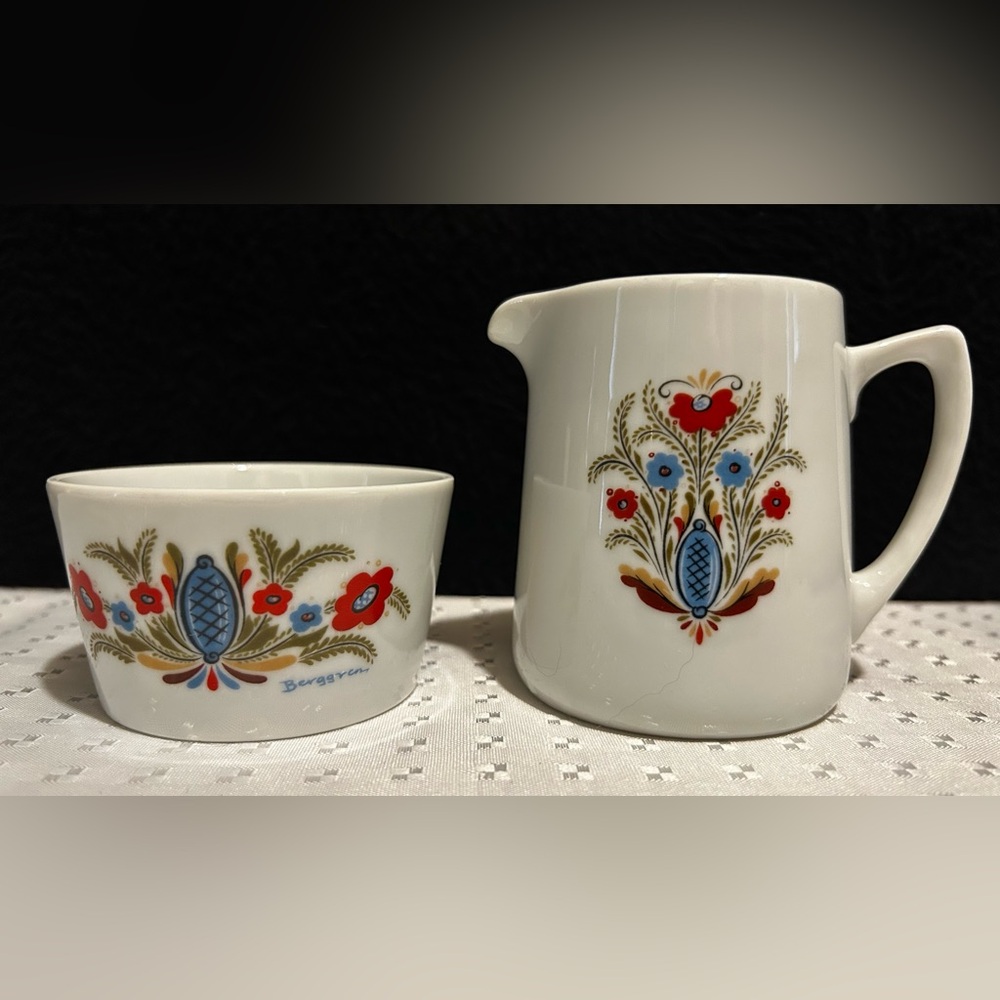 BERGGREN BERGQUIST IMPORTS Sugar Bowl & Creamer